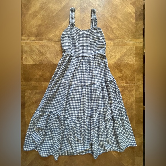 beachlunchlounge Dresses & Skirts - Beachlunchlounge - Blue & White Gingham Tank Top Midi Dress - Tiered - M